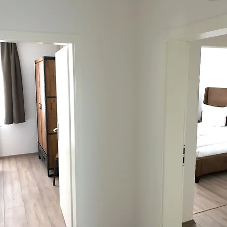 Moenchgut Living & منتزه العطل 5*
