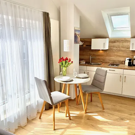 Moenchgut Living & منتزه العطل 5*