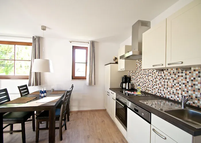 Moenchgut Living & Πάρκο διακοπών Gager